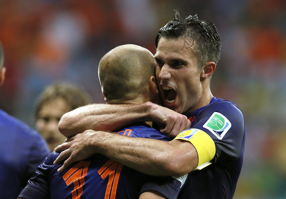 Van Persie, Robben y Müller comandan la tabla de artilleros del Mundial 2014