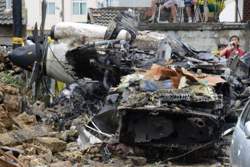 Llamó a su padre tras lograr salir del avión que cayó en Taiwán