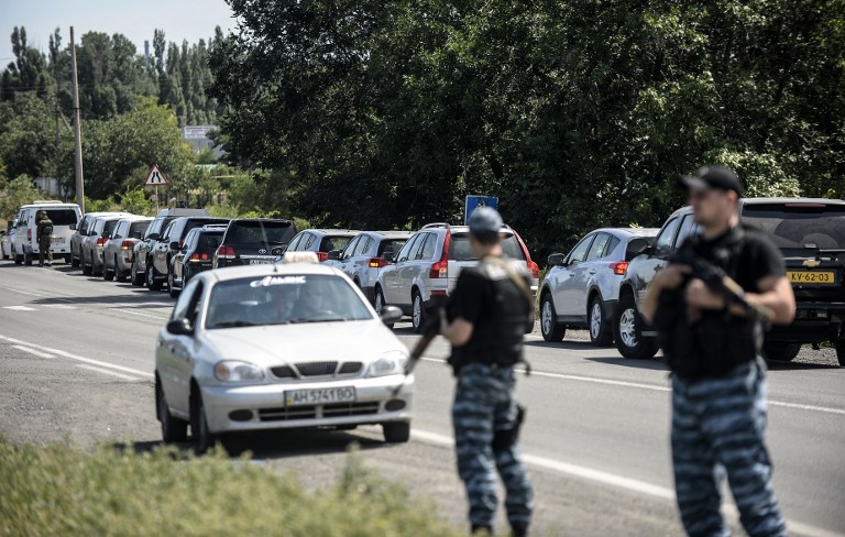 Los combates impiden de nuevo el acceso al lugar del desastre del vuelo MH17