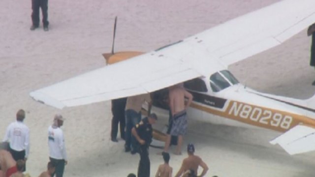 Otra avioneta aterriza en playa de Miami