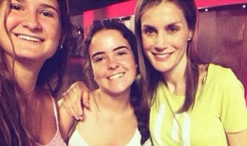 Letizia, la reina selfie (Foto)