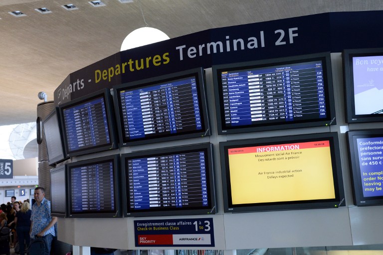 Huelga de Air France provoca retrasos en aeropuertos de París