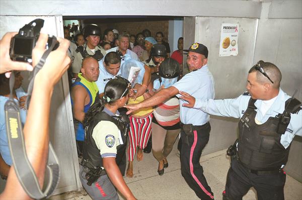 A Tocuyito madre e hija por rapto de bebé en Puerto Cabello