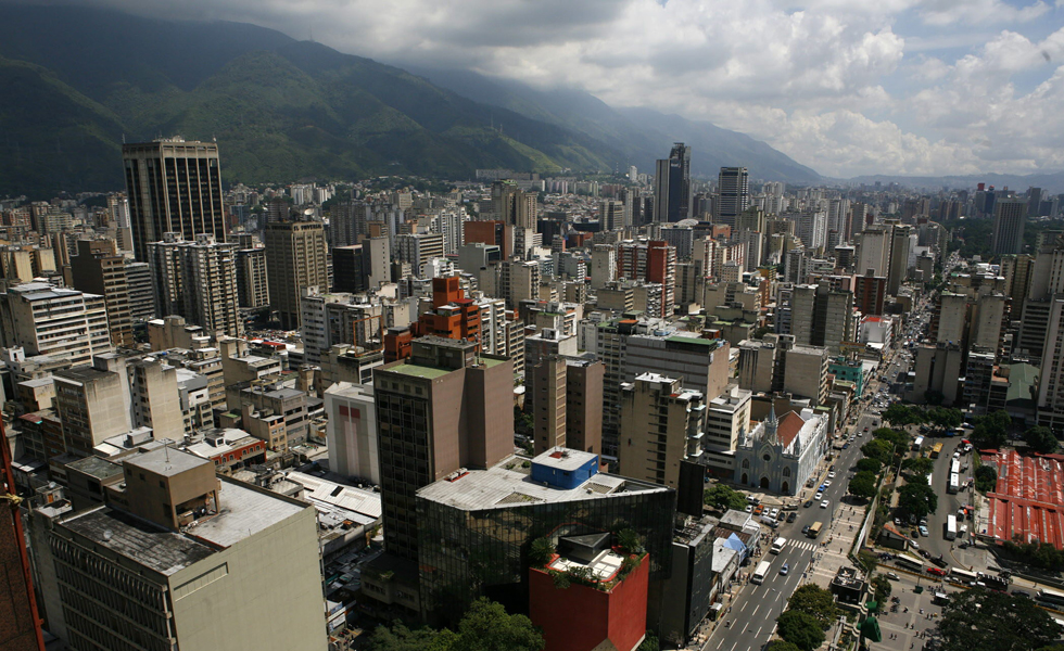 Gobierno construirá menos soluciones habitacionales que el año pasado