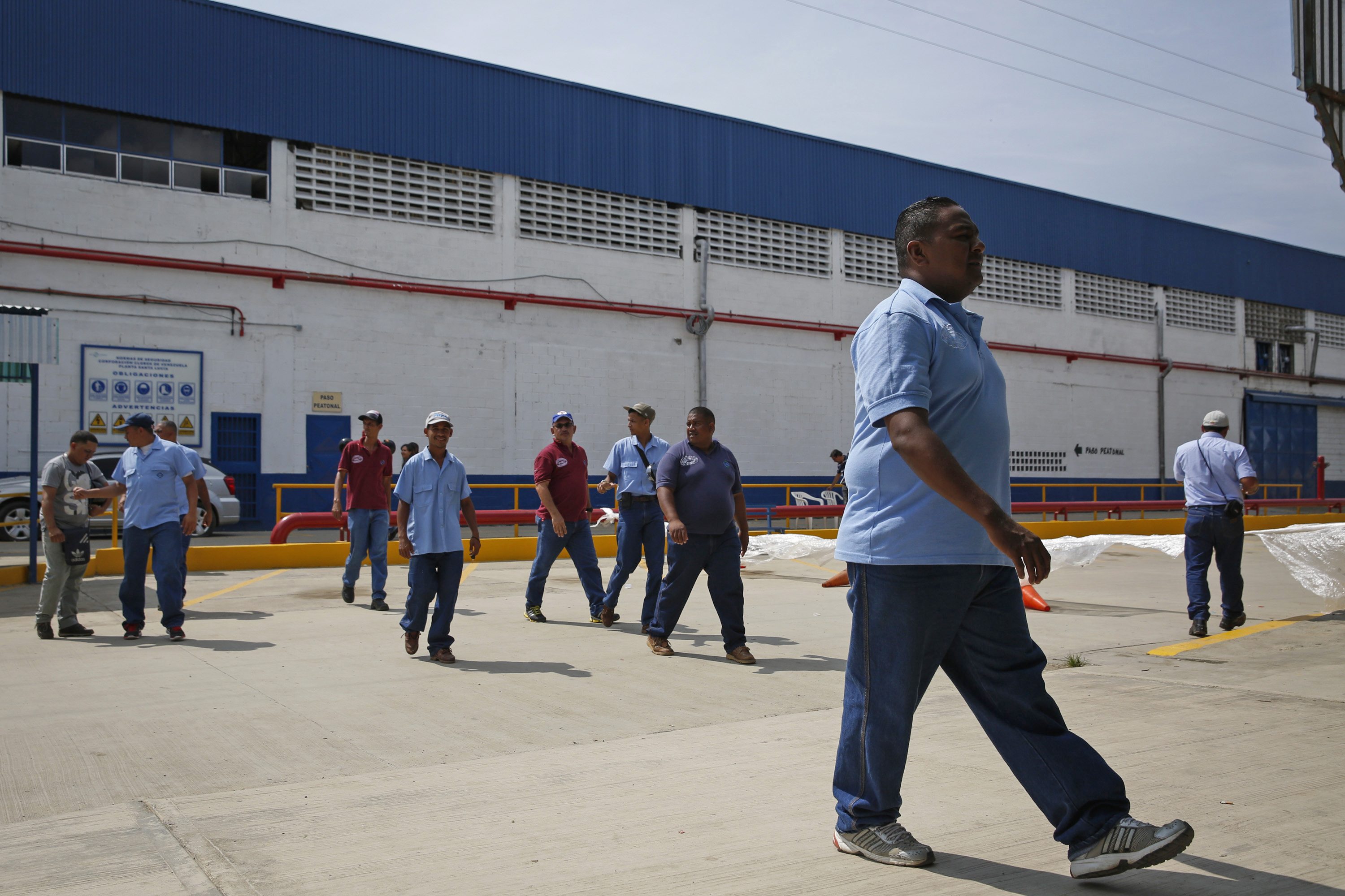 Trabajadores de Clorox preocupados por su futuro