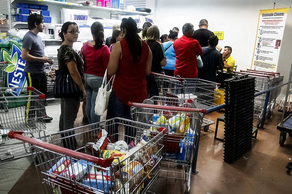 Dos brasileñas detenidas en cárcel de Puerto Ordaz por contrabando de champú