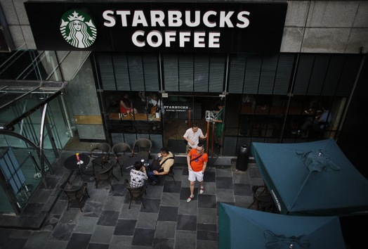 Cualquier plato del menú secreto de Starbucks. Un extrabajador de la compañía dice que los ingredientes secretos de este menú son tan secretos que los empleados ni siquiera saben cómo prepararlo.