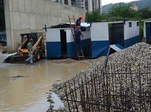 Obreros retornaron a trabajos de construcción del Metro de Valencia