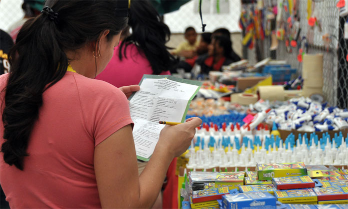 Entre regulaciones y escasez sobreviven librerías en Nueva Esparta