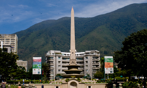 Lleva tu libro usado este domingo a la Plaza Altamira y cámbialo por otro