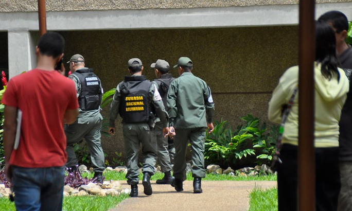 Medida de presentación para siete menores detenidos por protestas en Lara