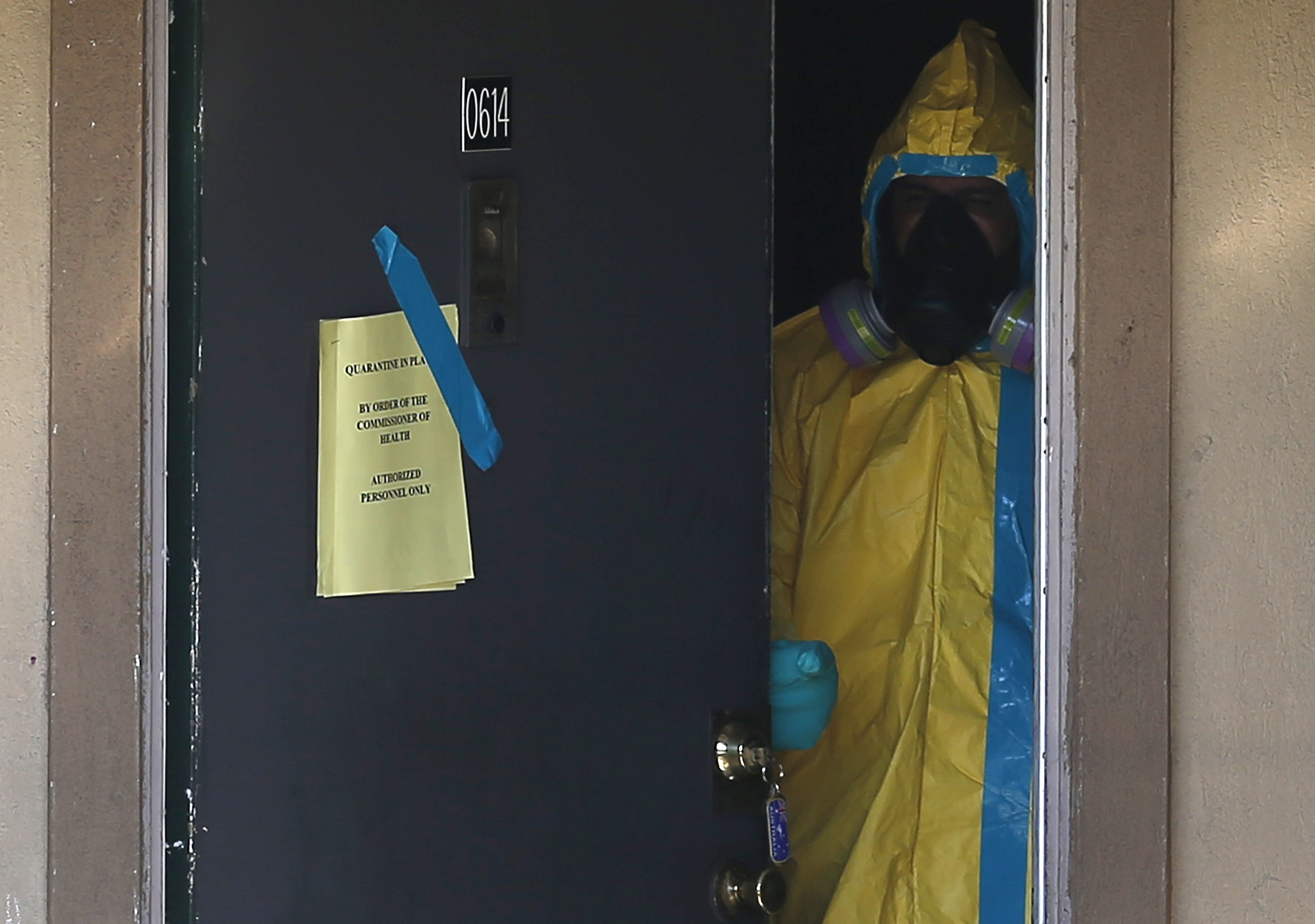 Trabajador de sanidad de Texas da positivo a prueba de ébola