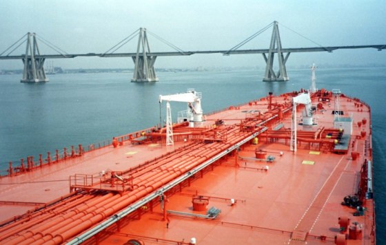 Imagen de archivo de un barco tanquero en el Lago de Maracaibo  (Reuters)