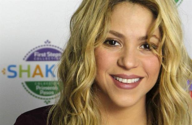 Shakira posa durante una entrevista con Efe en la que ha explicado la línea de juguetes que impulsa para niños de 0 a 18 meses, "Primeros Pasos". EFE