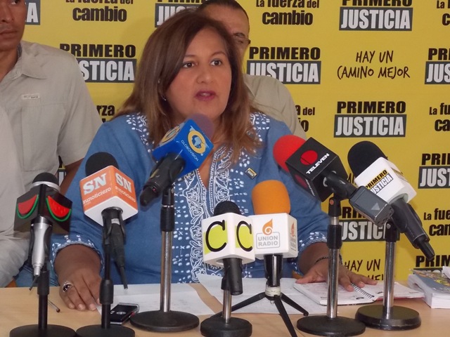 Diputada Dinorah Figuera exige a Maduro promulgar ley contra discriminación de pacientes con VIH