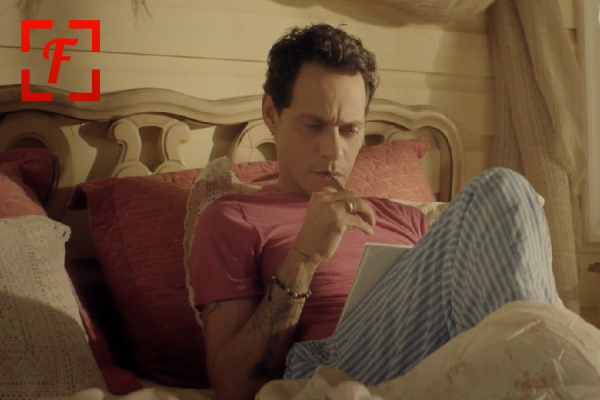 Marc Anthony su novia protagonizan “Flor pálida” (Video)