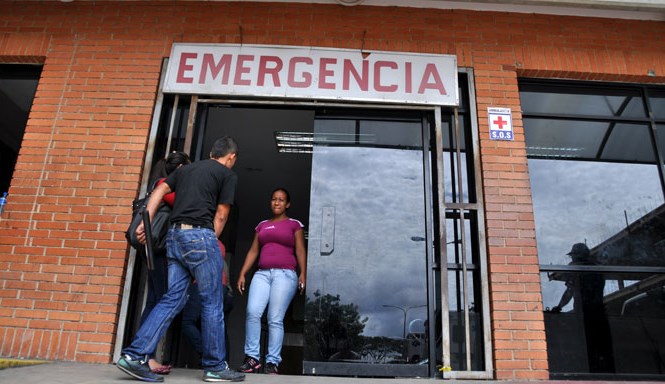 “Sé que debo ir al ambulatorio hasta con la jeringa, porque no hay”