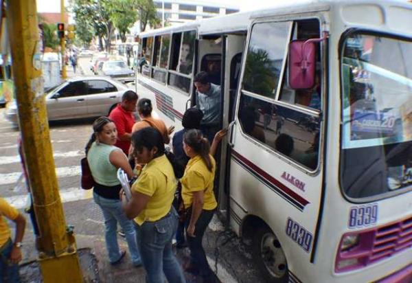 Transportistas no podrán cobrar su “aguinaldo” durante la época navideña