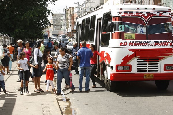 Guayaneses en pánico por constantes atracos en unidades de transporte público