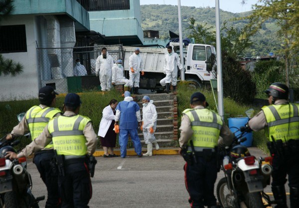 Sujetos armados irrumpieron en un bar y acribillaron a 2 clientes en Táchira