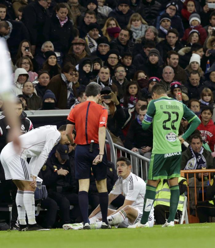 James sufre lesión muscular de grado 1 en el gemelo derecho