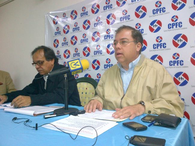 Venezolanos culminarán 2014 “en pobreza extrema con menos de un dólar al día”