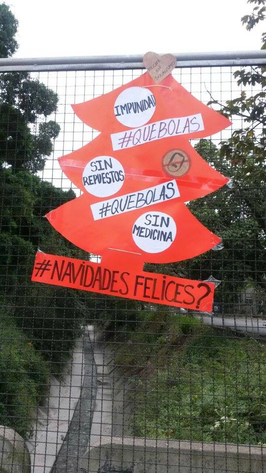 ¿Navidades felices? Hasta los arbolitos protestan en Venezuela (Fotos)