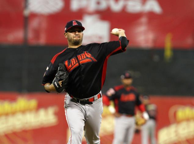 Cardenales derrotó a Leones en el Universitario