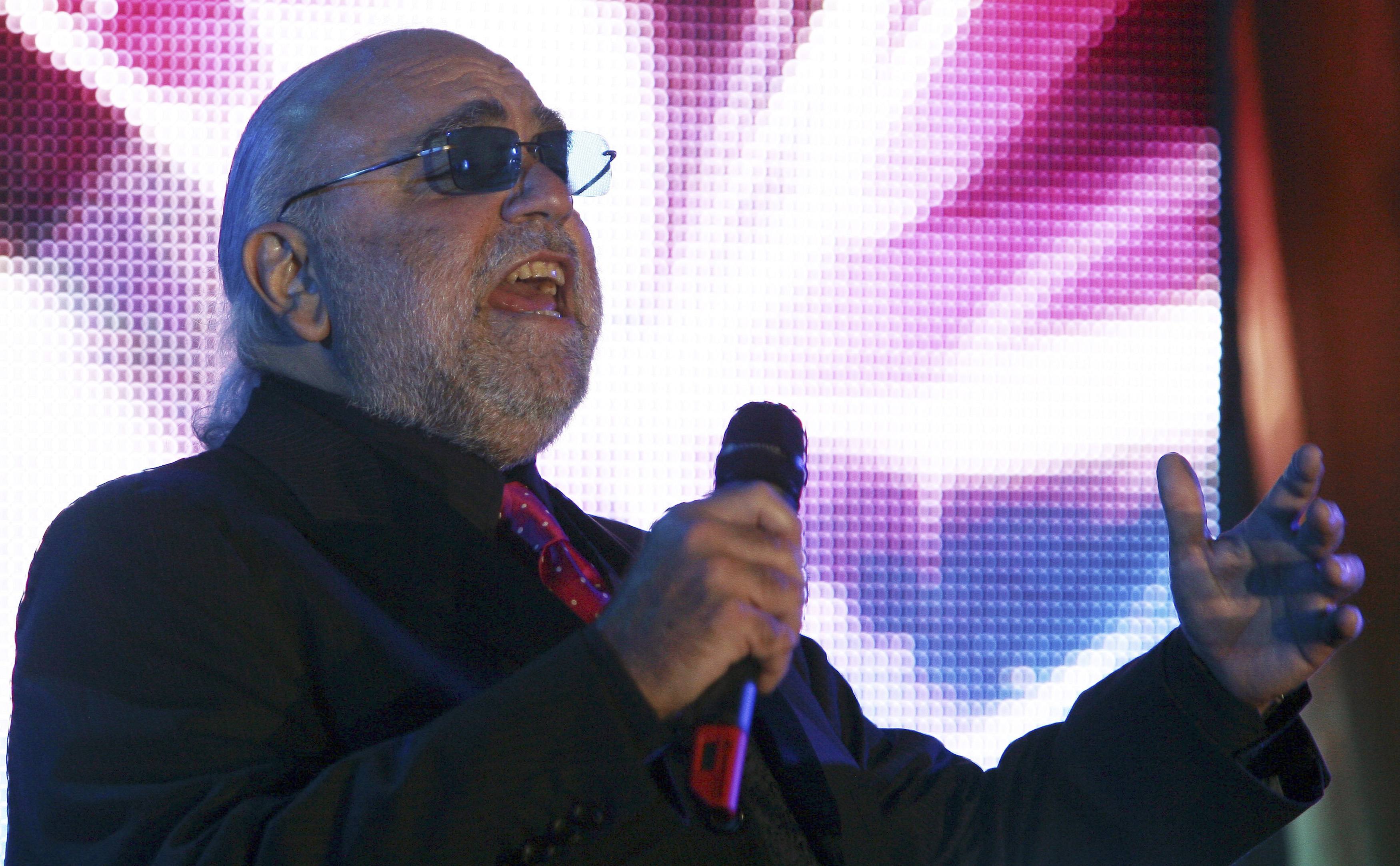 Murió el cantante griego Demis Roussos