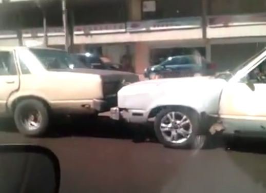 Solo en Maracaibo: El remolcador Improvisado (Video)