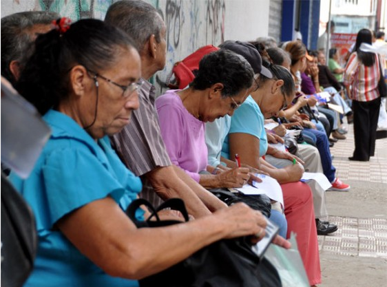 Comité de usuarios del transporte exigió a la defensoría pronunciarse ante violación de DDHH de adultos mayores