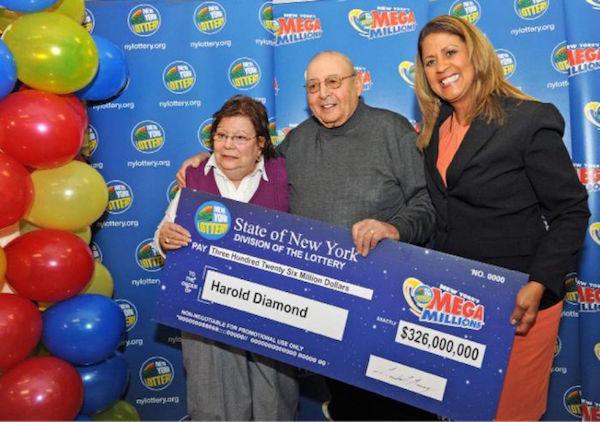 retired-principle-wins-326-million-lottery-and-gives-it-all-back-to-the-community-3-photos-3