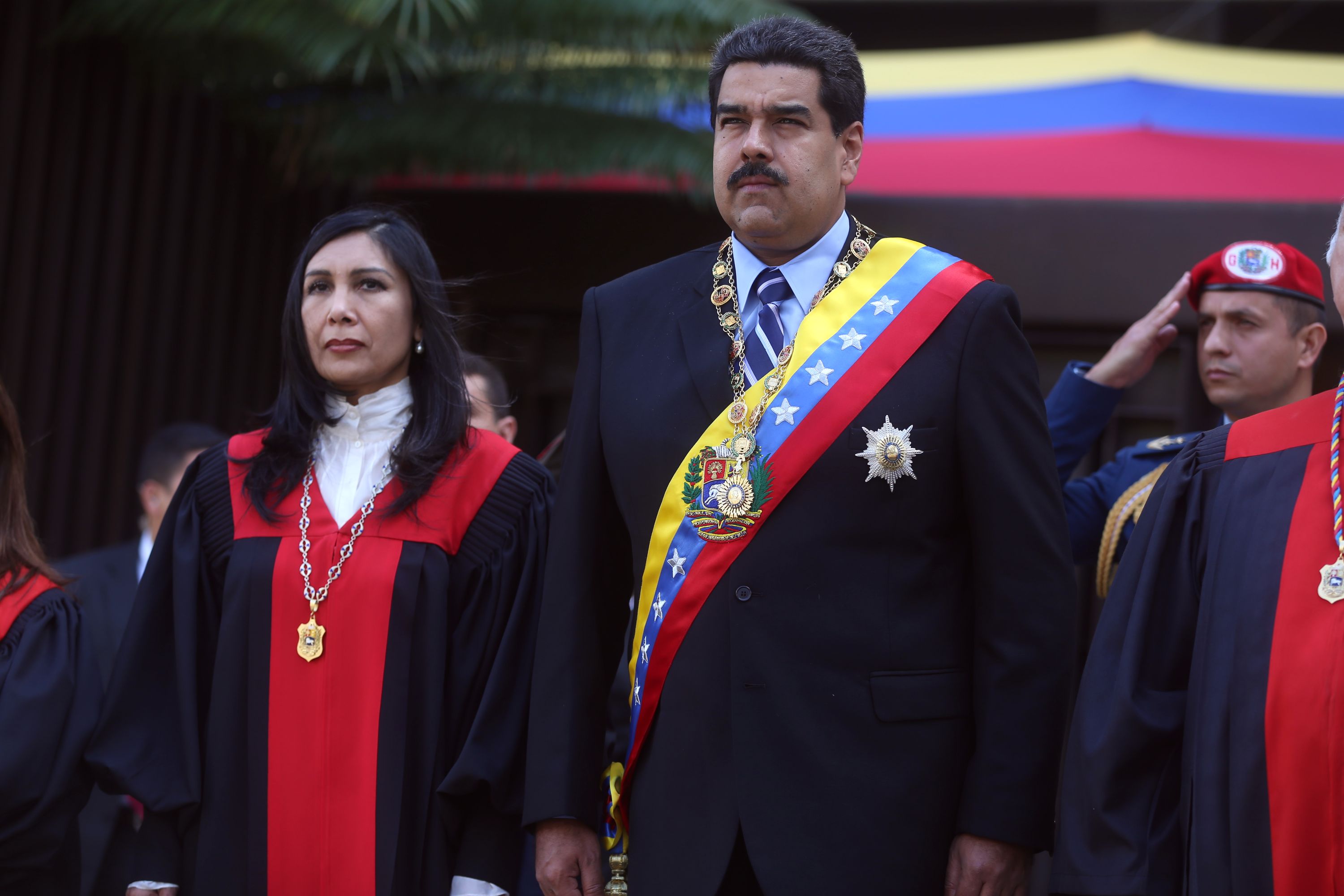 Editorial El País (España): Las trampas de Maduro