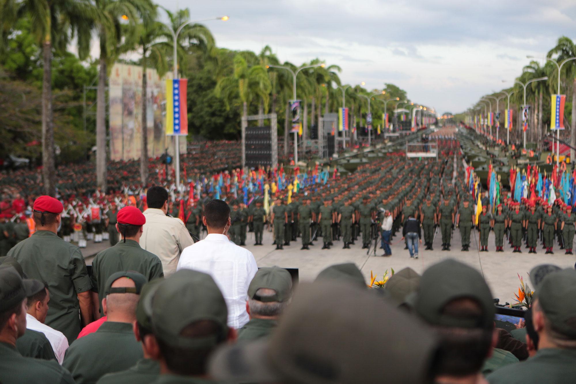 Gobiernos militares implican la negación de la democracia