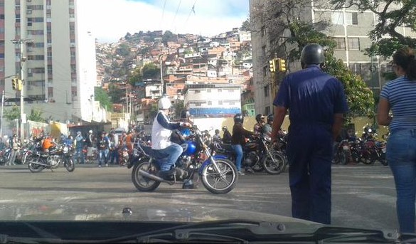 Protesta_motorizados_elvalle2