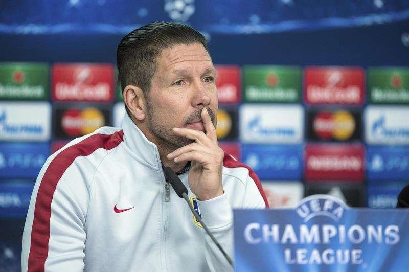 Simeone inicia contactos con el uruguayo Cavani