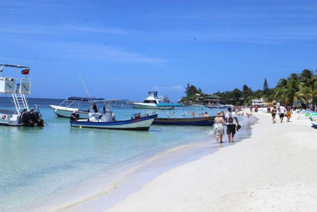 Roatán es un destino mundialmente reconocido y favorito de famosos.