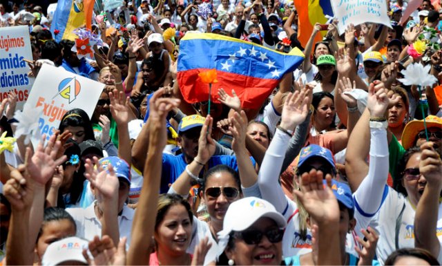 MARCHA DE LAS MUJERES POR LA PAZ 07032015 FOTO JUAN BRITO