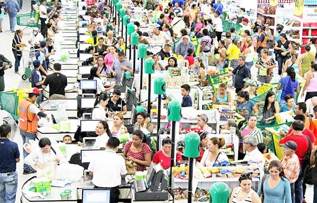 Supermercados privados de San Cristóbal laboran bajo esquema de venta tradicional