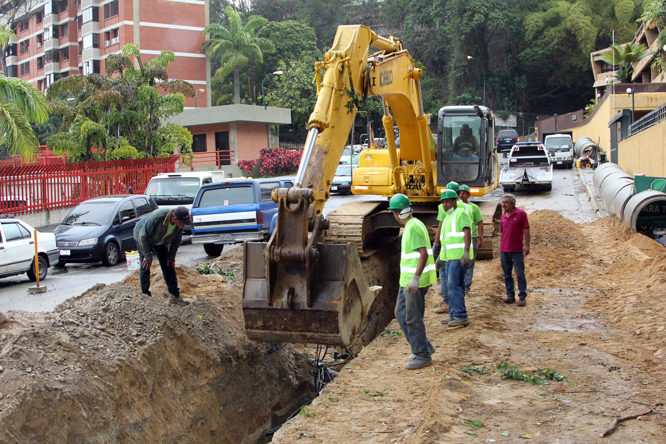 Construyen nuevos drenajes en Baruta