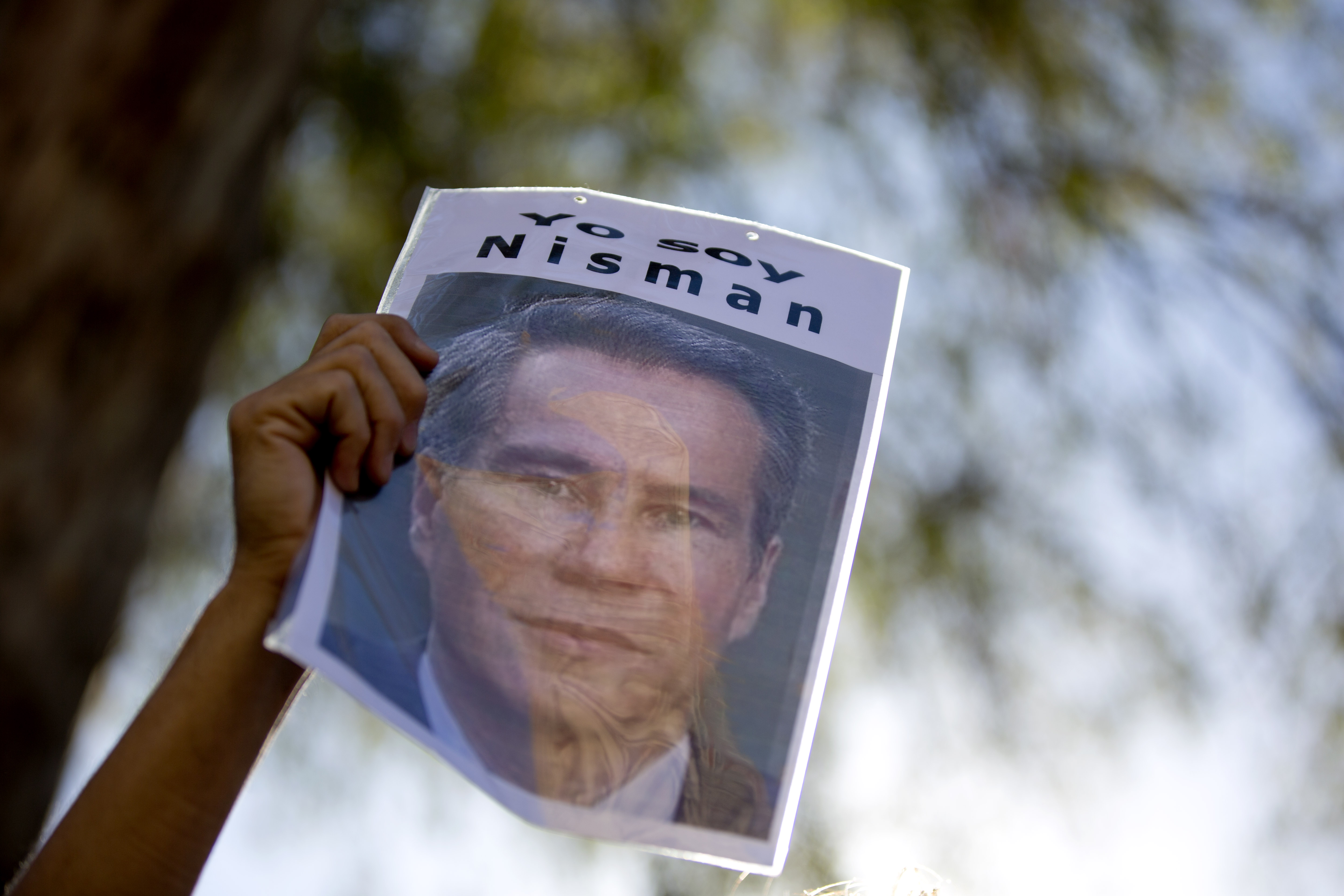 Investigan accesos a equipos informáticos de Nisman después de su muerte