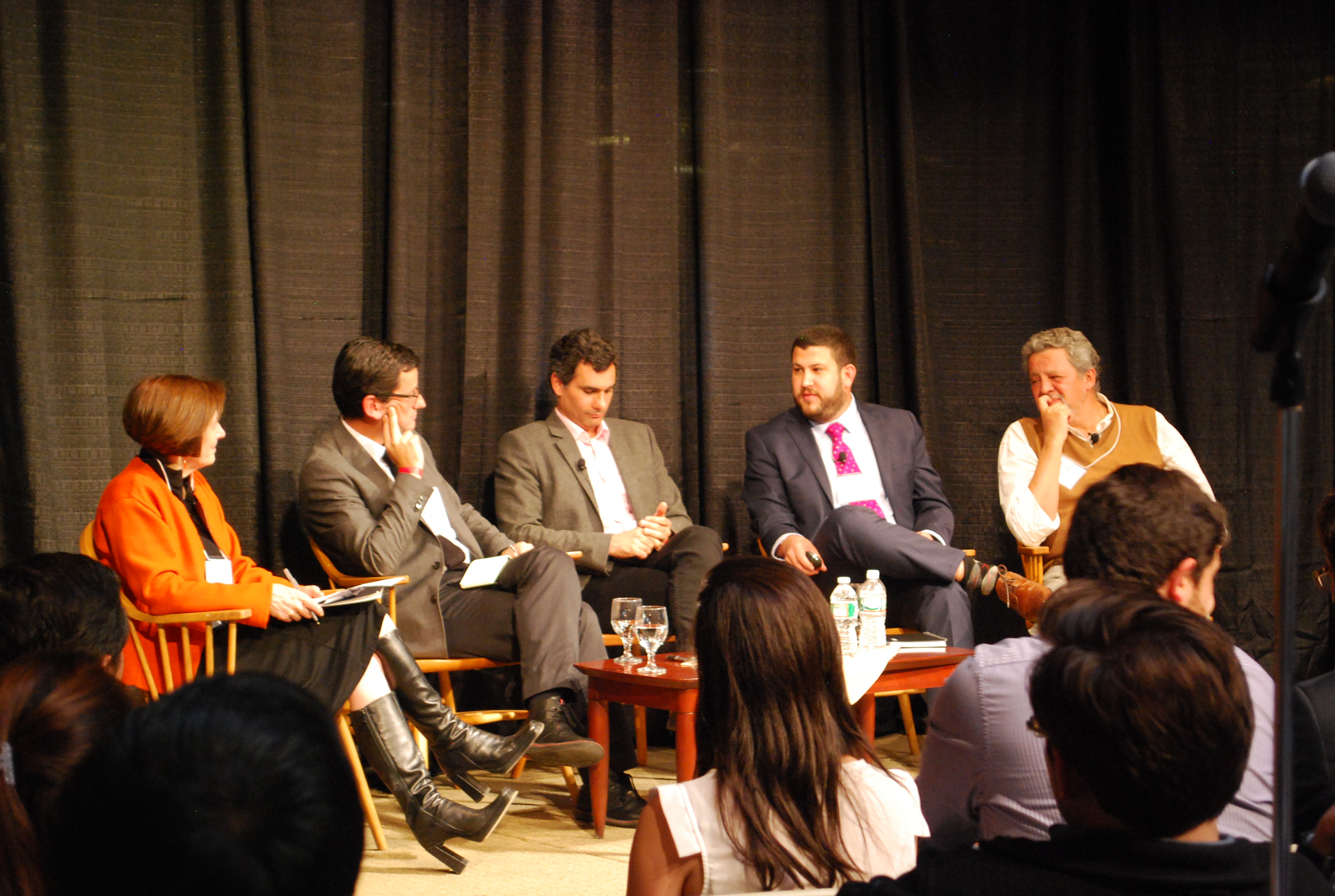 Smolansky presentó Desafíos Actuales para América Latina en la Universidad de Harvard