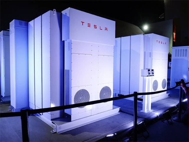 Tesla Powerpack