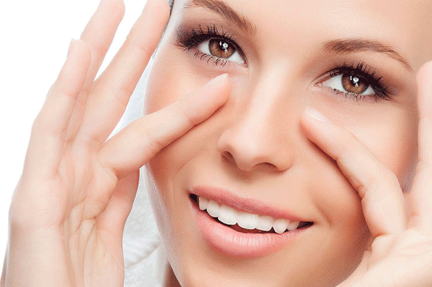 ¿Tienes manchas blancas en los ojos? … ¡Coje dato! … Estas son sus causas