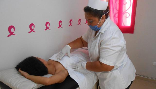 Un test genómico evita la quimioterapia al 40% mujeres con cáncer mama HER2