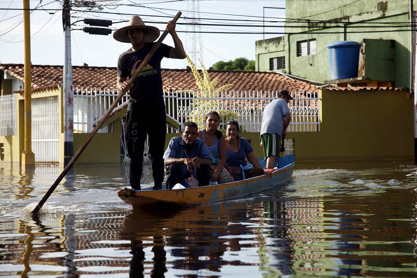 Empresas Polar entregó 10.000 kilos de alimentos a víctimas de inundaciones en Guasdualito