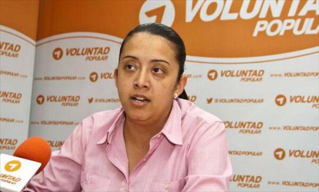 Gaby Arellano: Pretenden debilitarnos con campañas ruines que ni ellos creen