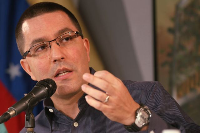 Arreaza: Vamos a ganar la guerra económica