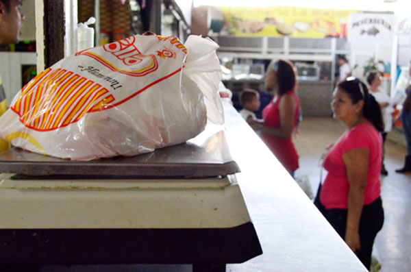 No venderán más pollo en el mercado de Anaco