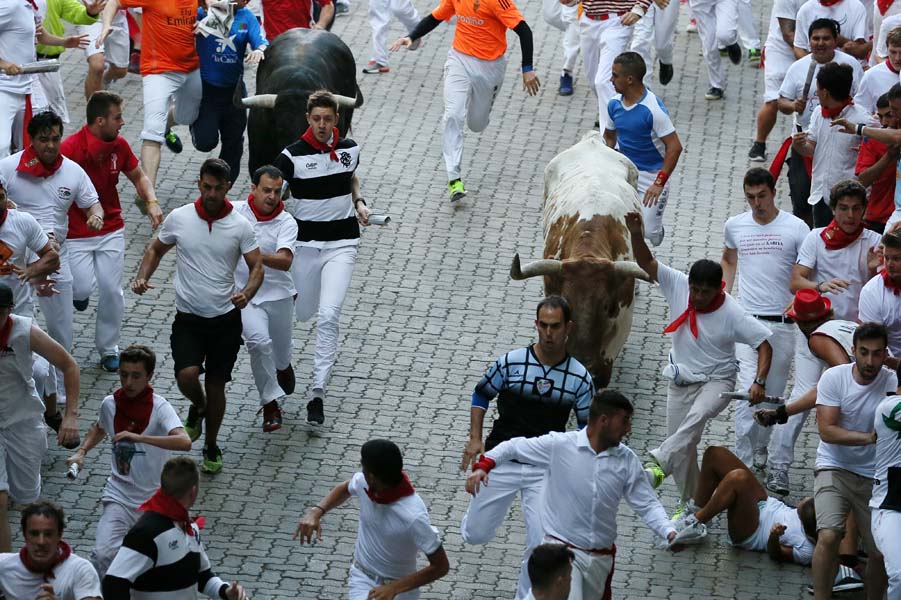 Siete corredores heridos en los encierros de San Fermín siguen hospitalizados